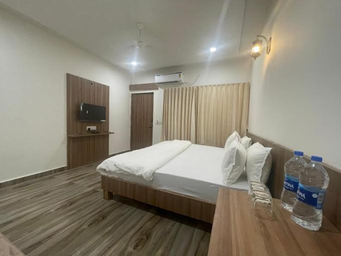 Gir Night Resort Sasan Gir Exterior photo